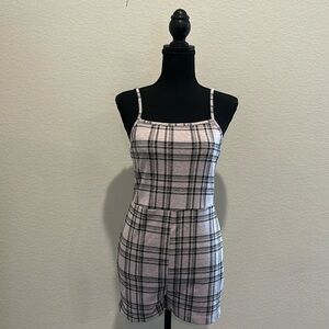 Popular 21 Pink Plaid Jumper